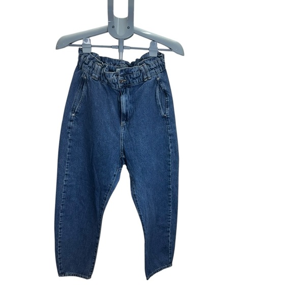 Zara Denim - ZARA .Blue Ankle Cropped Jeans with Elastic Waistband